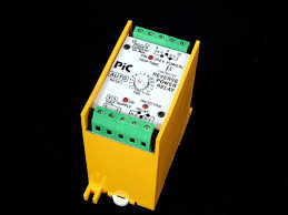 Reverse power relays are directional relays used to protect the generators. Electronic Guard 4 Pole Reverse Power Relay Voltage Ac Rs 2035 Piece S Id 2535081391