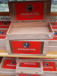 Hand decorated cigar box purse by gary golie of dallas. Dead Stock Belgian Wooden Cigar Boxes The Vintage Room Highly Desirable And Interesting Vintage Decor And Furniture