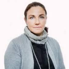 Mirna Uribe's Instagram, Twitter & Facebook