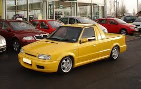 Fun převezen ze spací garáže do pracovní. Skoda Felicia Fun Tuning Seltene Modelle Aus 125 Jahren Skoda Auto Der Skoda Hned Ako Auto Kupil Pustil Sa Do Upravovania Selenaejoeiloveyou