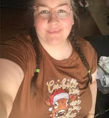 I am looking for a PSW (or female person) to help me wash my long hair, and  with help showering/shaving. I'm disabled. I live