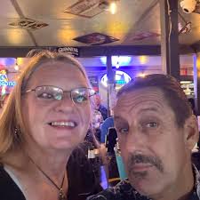 What types of triple trees are available?