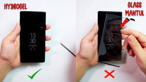 Gorilla glass 4 mampu bertahan ketika jatuh dari ketinggian 0,8 meter . Hydrogel Screen Proctector Vs Glass English Subtitle Youtube