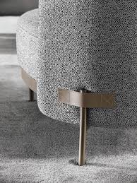 Inspire Yourself With A World Of Detail In Your Home See More On Pullcast Eu Koltuklar Tekli Koltuk Mobilya
