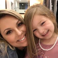 Kristi Buffington's Instagram, Twitter & Facebook