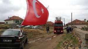 Jandarma uzman çavuş yahya acar'ın şehit olduğu haberi memleketi samsun'un havza i̇lçesi'ne ateş düşürdü. Sehit Jandarma Tegmen Baki Kocak In Yozgat Taki Ailesine Aci Haber Verildi Son Dakika Haberleri