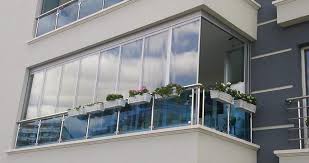 2 yıl önce evimizin balkonuna cam balkon yaptırdık ama başlarda çok güzeldi hatta balkon kapandı kuşlar filan pislemiyor çok güzeldi ama kışın ne olduğunu anladık. Isicamli Cam Balkon Hikayesi Albert Genau