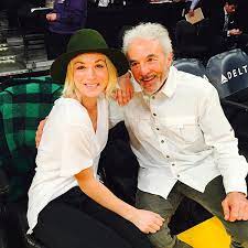 Kaley Cuoco Enjoys Laker Game Alongside Her Father People Com
