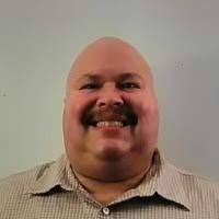 Efrain Bennett's Instagram, Twitter & Facebook