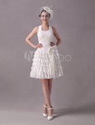 Quante volte avrai ammirato gli abiti da sposa semplici ed eleganti delle tue amiche. Abiti Da Sposa Semplici 2021 Corti Vintage Avorio Halter Backless Chiffon Di Raso A Piu Livelli Abito Da Sposa Milanoo Com