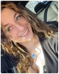 Donna Midgett's Instagram, Twitter & Facebook