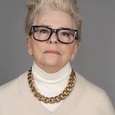 Karen Presson's Instagram, Twitter & Facebook