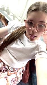 Eliza Bell (his girl) 🦓🐈 (@eliza.bell.his.gi)