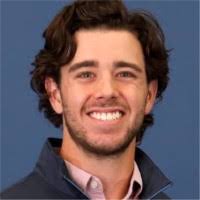 600+ "Welder" profiles