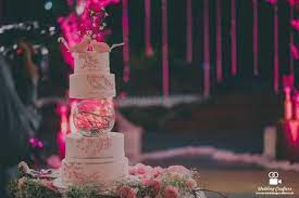 The standard engagement ring for so long has been the classic. Engagement Cakes Images Latest Engagement Cake Ideas