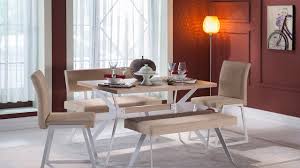 Yeni yılın tasarımlarını ve modellerini merak eden tüketiciler internet aracılığıyla mağazaya gitmeden fikir sahibi olabiliyor. Statu Bankli Mutfak Masa Seti Istikbal