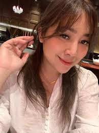 Moira Dela Torre добави нова снимка.