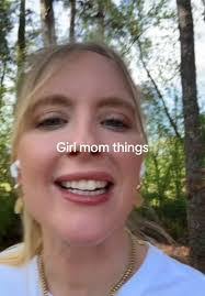 Stacy Connell's Instagram, Twitter & Facebook