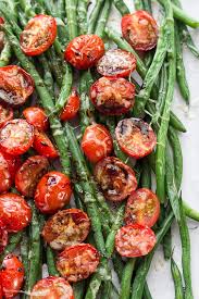 The Easiest Oven Roasted Balsamic Green Beans With Cherry Tomatoes Lavender Macarons Green Bean Recipes Green Bean Dishes Balsamic Green Beans