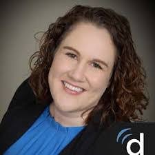 Amanda Dean's Instagram, Twitter & Facebook