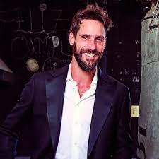 How tall and how much weigh gonzalo valenzuela? Captan A Gonzalo Valenzuela Con Actriz Argentina Tras Quiebre