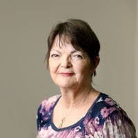 Lois Collins's Instagram, Twitter & Facebook