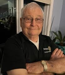 Don Defoe's Instagram, Twitter & Facebook