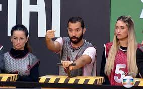 Quem ganha a liderança desta semana terá direito também a r$12 mil para gastar no aplicativo da marca. Bbb21 Gilberto E Sarah Ganham Prova Do Lider Apos 13 Horas De Resistencia Noticias Da Tv