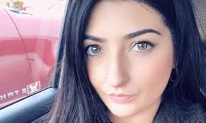 Leah Levesque Stylist