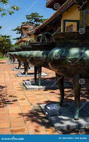 Nine Tripod Cauldrons, Cuu Dinh Stock Image - Image of nine, history:  125519323