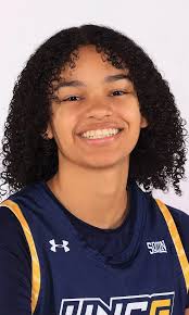 Joelle Davis's Instagram, Twitter & Facebook