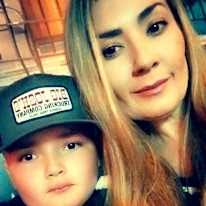 Female housemates in Surprise, AZ