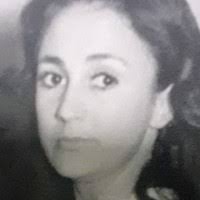 60+ perfiles de «Annie To»