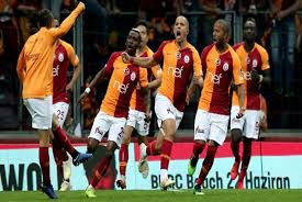 كشف نادي دينزلي سبور التركي، متصدر الدوري التركي الدرجة الثانية، عن تعاقده الرسمي مع صانع الألعاب المصري عبد الرحمن الناغي الملقب بـ كهربا. Ø§Ù„Ø¯ÙˆØ±ÙŠ Ø§Ù„ØªØ±ÙƒÙŠ Ù‡Ù„ ÙŠØ¸Ù‡Ø± Ù…ØµØ·ÙÙ‰ Ù…Ø­Ù…Ø¯ ÙÙ‰ Ù‚Ù…Ø© Ø¬Ø§Ù„Ø·Ø© Ø³Ø±Ø§ÙŠ ÙˆØ¨Ø§Ø´Ø§Ùƒ Ø´Ù‡ÙŠØ± Ø§Ù„ÙŠÙˆÙ… Ø§Ù„Ø³Ø§Ø¨Ø¹