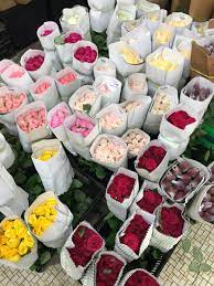 12 cafes around petaling street that serve everything from fusion desserts to kopitiam delights. On Twitter Siapa Nak Cari Fresh Flowers Aku Suggest Korang Pergi Kedai Lee Wah Florist Kat Pasar Seni Jalan Kaki Je Dari Lrt Pasar Seni Omg Murah Giler Bunga Ros 12