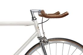 How to avoid camel toe! Jitensha Single Speed Bike White Alu Camel