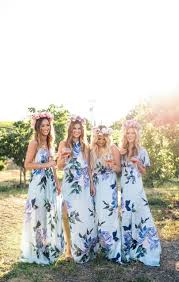 Associée à un crop top beige en dentelle, elle illuminera votre tenue. Quelle Tenue Pour Un Mariage Champetre