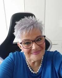 short platinum blonde pixie cut hair recipe for women