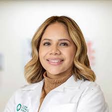 Suzanne Teal's Instagram, Twitter & Facebook