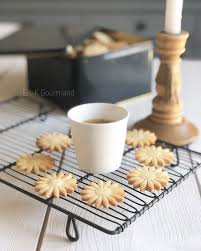 Petit Pause Cafe Avec Des Marguerites A Croquer Cafe Petite