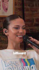 ✨ Presentamos "10 minutos" con @Olivia Wald. Te invitamos a disfrutar de  este encuentro en nuestro canal de YouTube. Producido por Billboard  Argentina. Acompaña: @Lee Jeans #billboardar #oliviawald ...