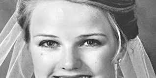 Lorraine Olsen's Instagram, Twitter & Facebook