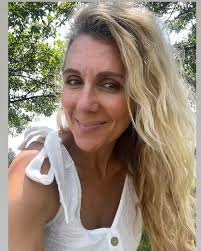 Just sitting outside with my feet in the grass while my mom is having a  little procedure this afternoon, and it's reminding me ~ life doesn't  always ask for something big. Sometimes