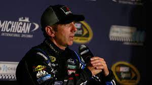 • nascar drivers use the bathroom before the start of the race and most of them don't. What Do Nascar Drivers Do If They Have To Go To The Bathroom During A Race