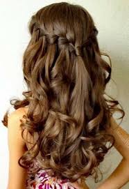 The video below will show you all the steps you need to do to realize this lovely hairstyle by yourself. 127 Fashionable And Unique Waterfall Braid Hairstyles Sass