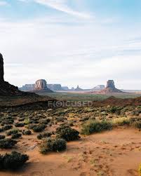 Zurück zur startseite zurück zum seitenanfang. Malerischer Blick Auf Schone Monument Valley Arizona Utah Grenze Amerika Usa Berge Felsformationen Stock Photo 193311844