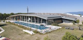 Un Mur Rideau Kawneer Monumental Pour Une Piscine Belvedere Mur Rideau Belvedere Piscine