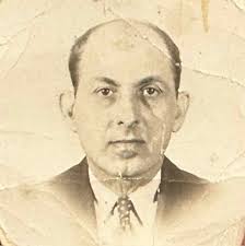 What information is available about the Mouroufas family from Volos and  Larissa in Thessaly?