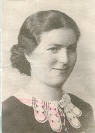 Zwykła — niezwykła moja mama — dama i walczący ojciec