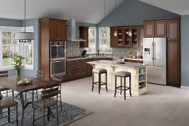 Next, rub the glaze onto the cabinet using a small, circular motion. Cardell Kitchen Cabinets Colfax Cherry In Chocolate With Ebony Glaze